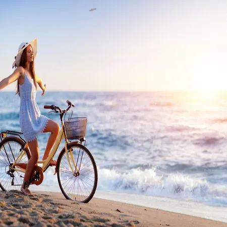 Nyaraló Two-story Homes With Terraces *